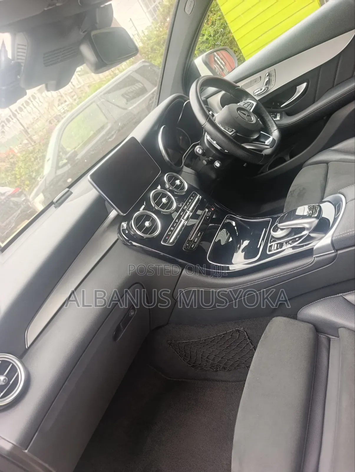 Mercedes-Benz GLC-Class 2019 White