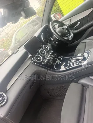 Mercedes-Benz GLC-Class 2019 White