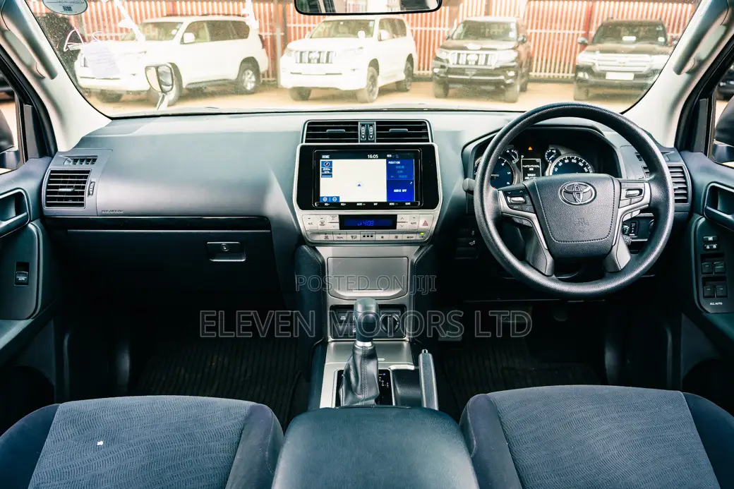 Toyota Land Cruiser Prado 2021 Black