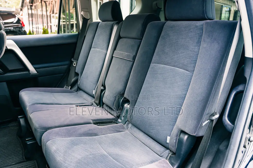Toyota Land Cruiser Prado 2021 Black