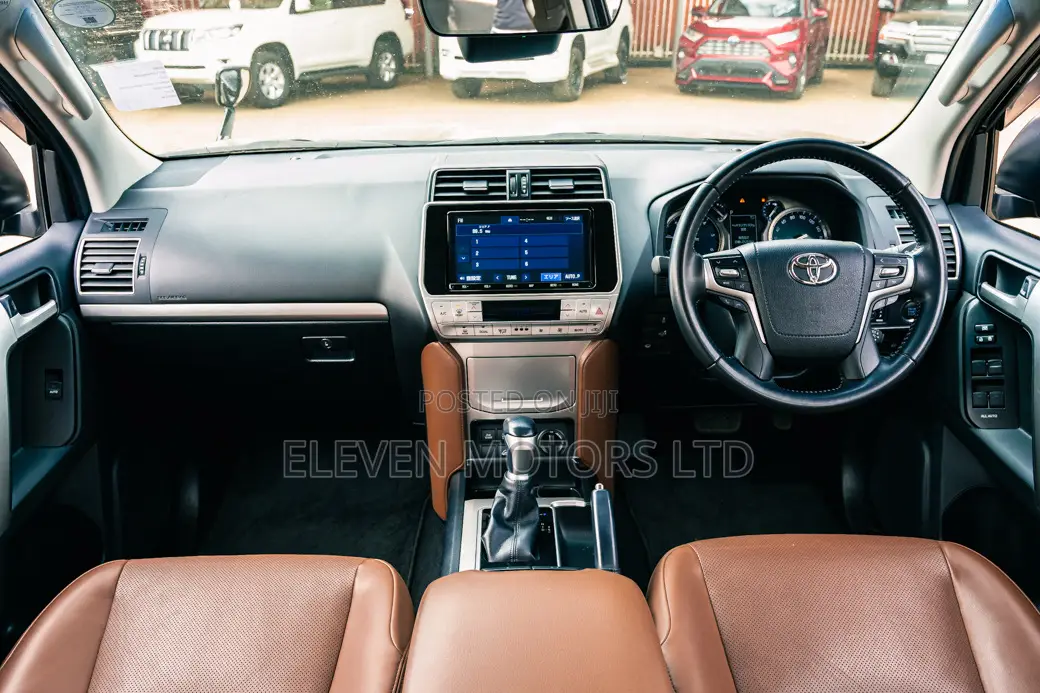 Toyota Land Cruiser Prado 2021 Black