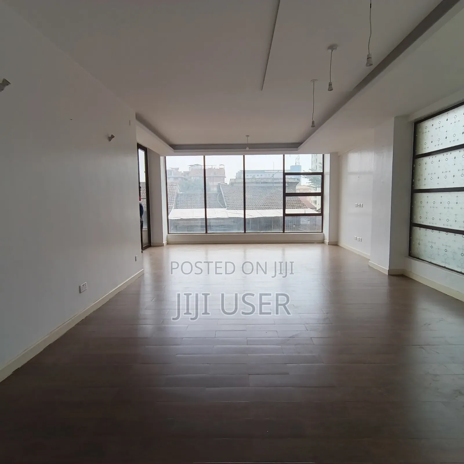 4bdrm Duplex in Parklands for rent