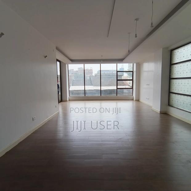 4bdrm Duplex in Parklands for rent - thumbnail 3
