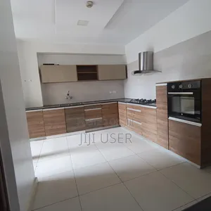 4bdrm Duplex in Parklands for rent