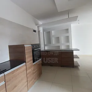 4bdrm Duplex in Parklands for rent