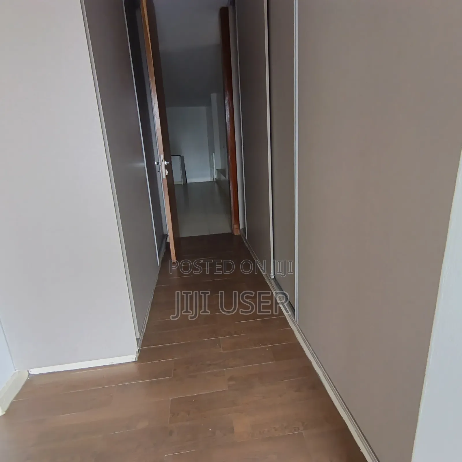 4bdrm Duplex in Parklands for rent