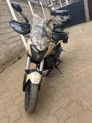 Bajaj Dominar 400 2022 Brown
