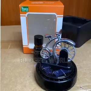 Pirate Solar Rotating Dashboard Aromatherapy Diffuser