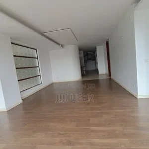 4bdrm Duplex in Parklands for rent