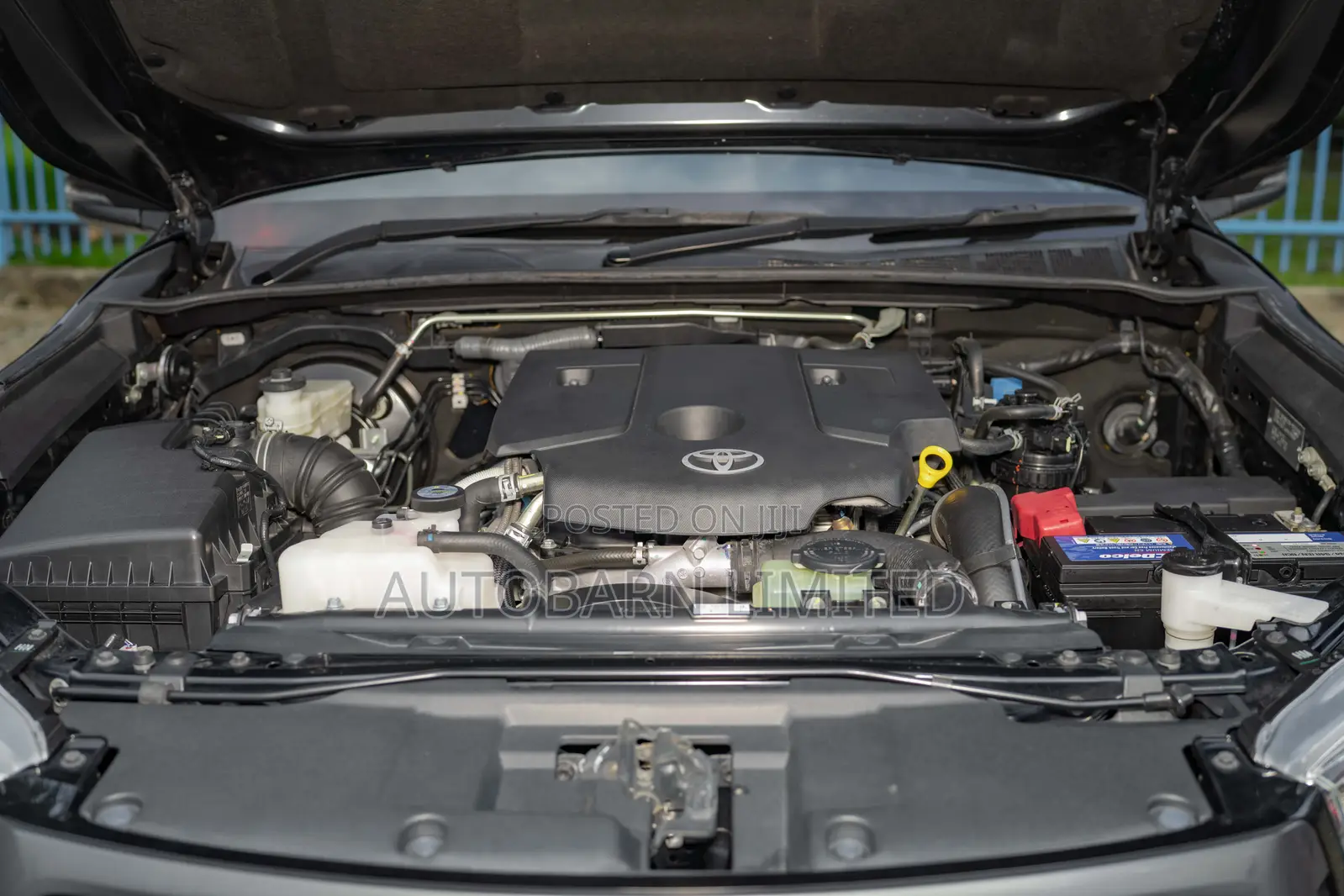 Toyota Hilux 2019 Black