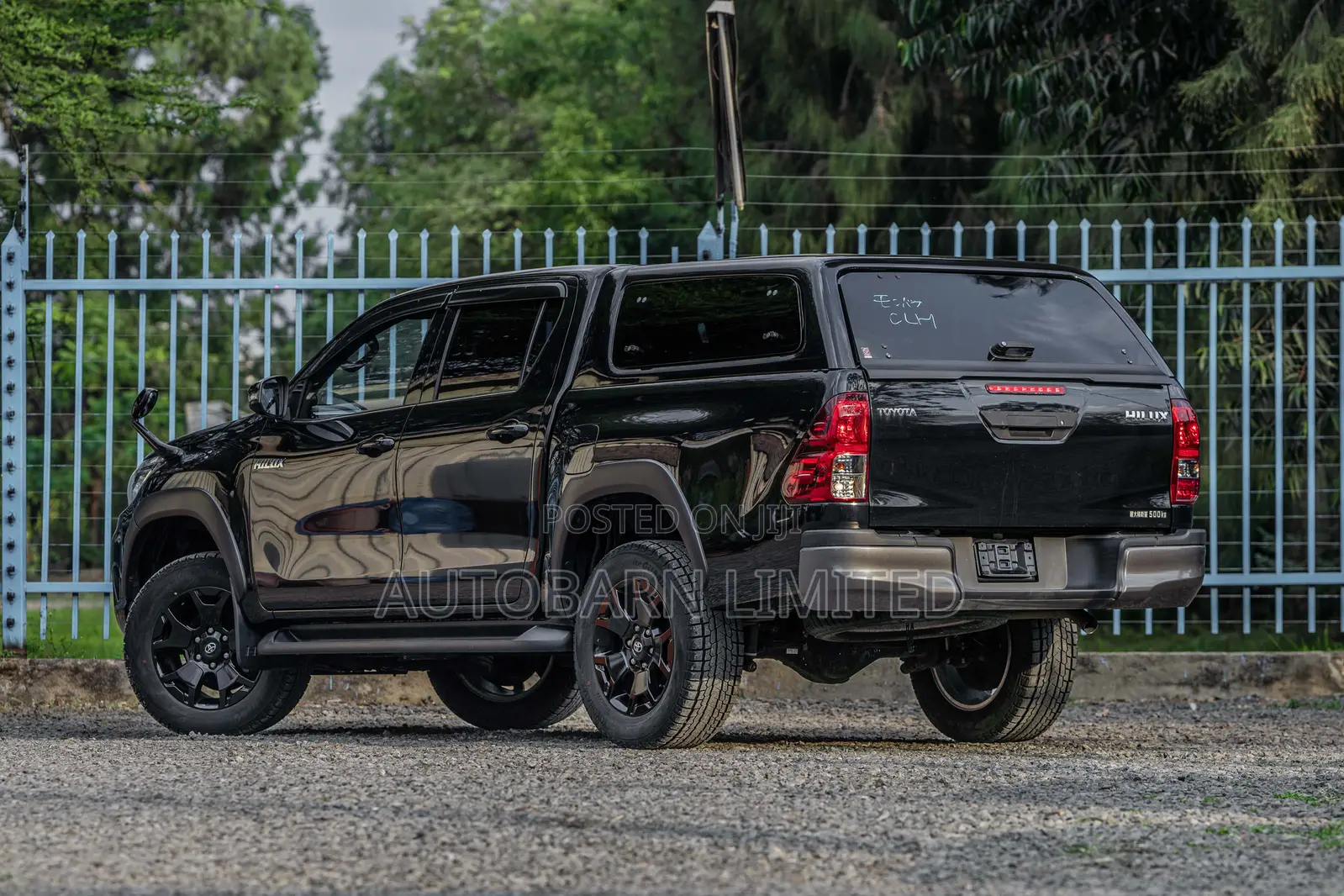Toyota Hilux 2019 Black