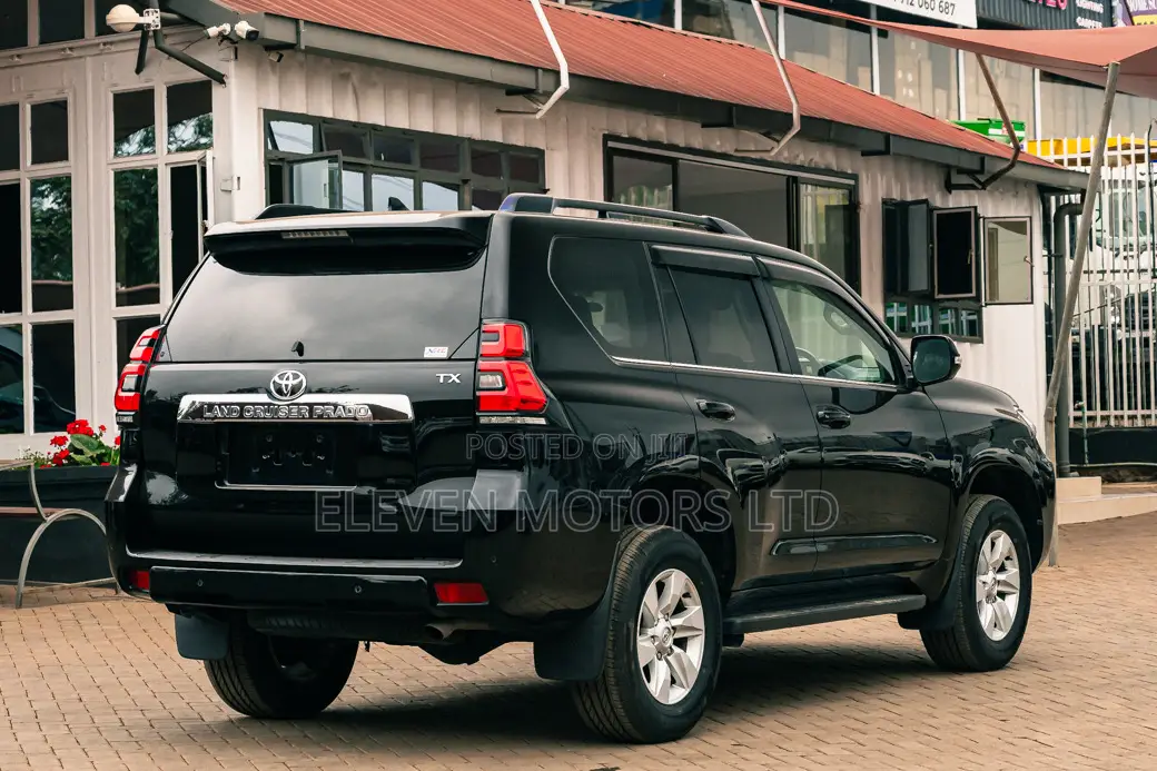 Toyota Land Cruiser Prado 2021 Black