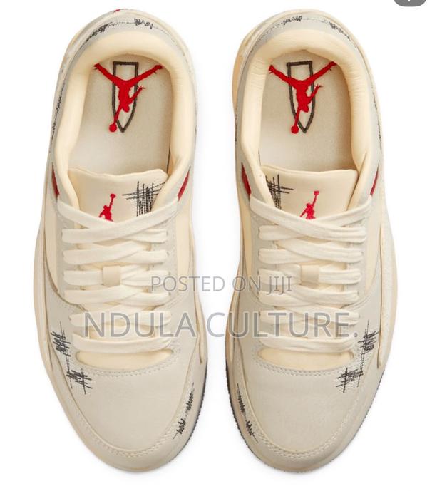 Jordan Flight Court Who Decides War - thumbnail 2