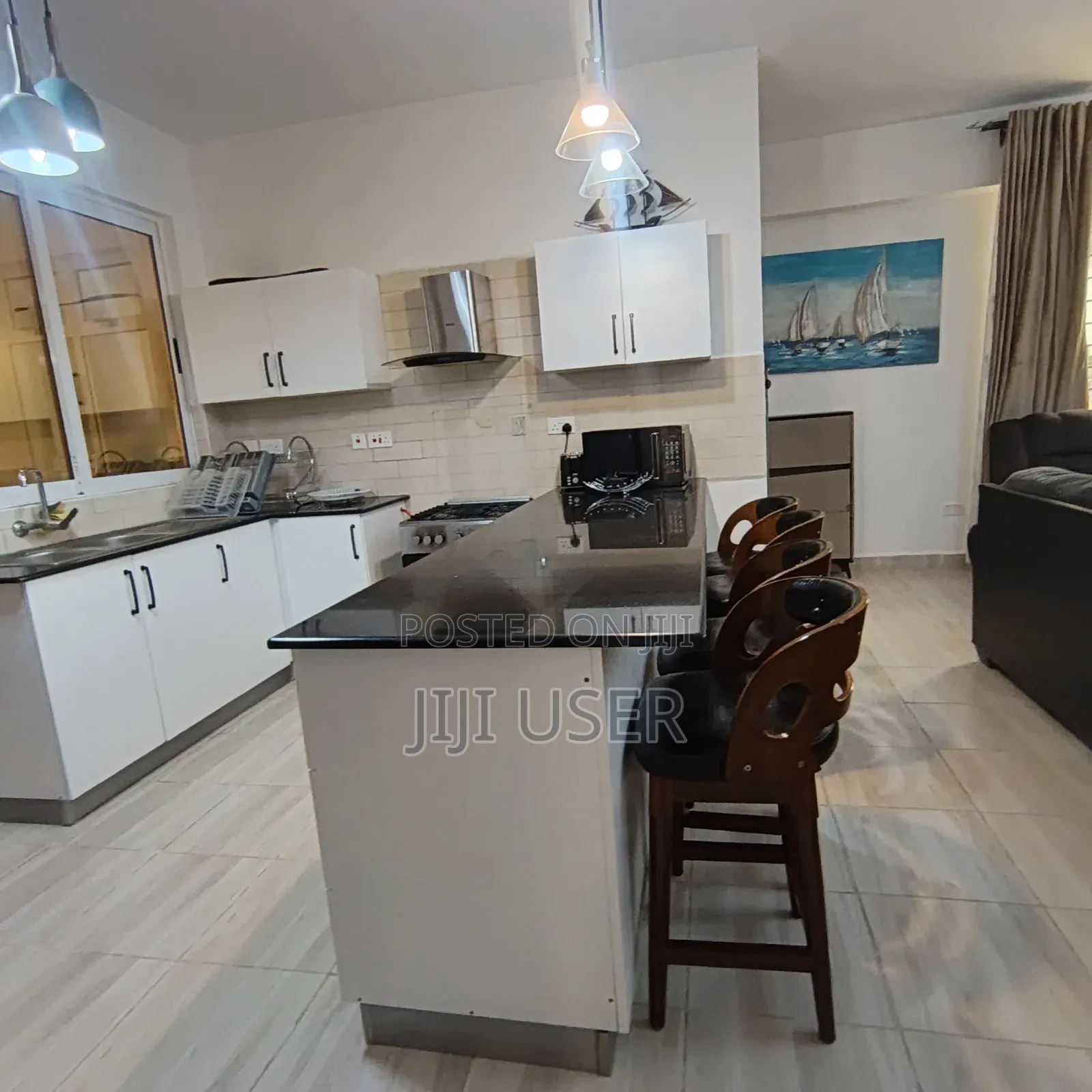Furnished 4bdrm Apartment in Parklands for rent