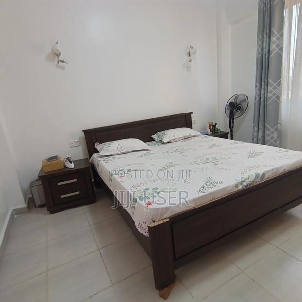 Furnished 4bdrm Apartment in Parklands for rent - thumbnail 16