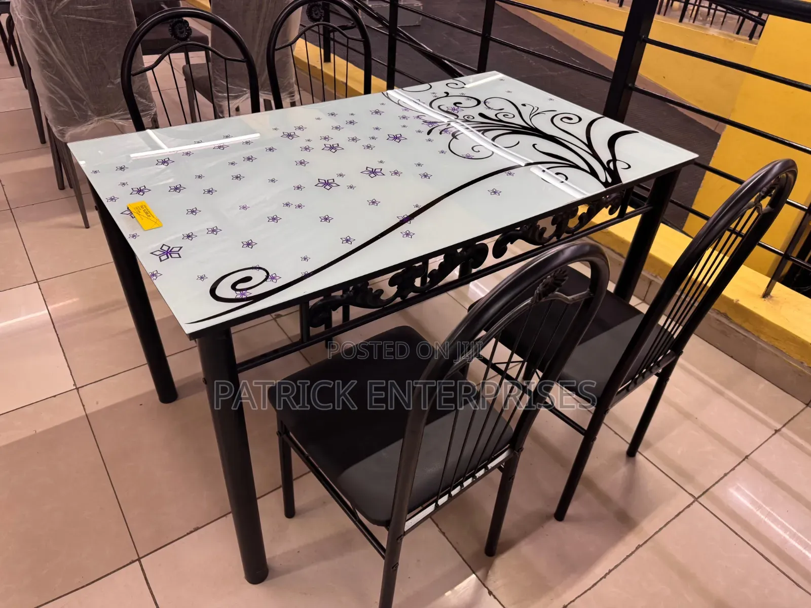 Generic 4-Seater Dining Set Top Tempered Glass