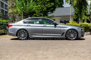 BMW 530i 2018 Silver