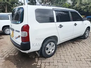 Toyota Probox 2016 Off white