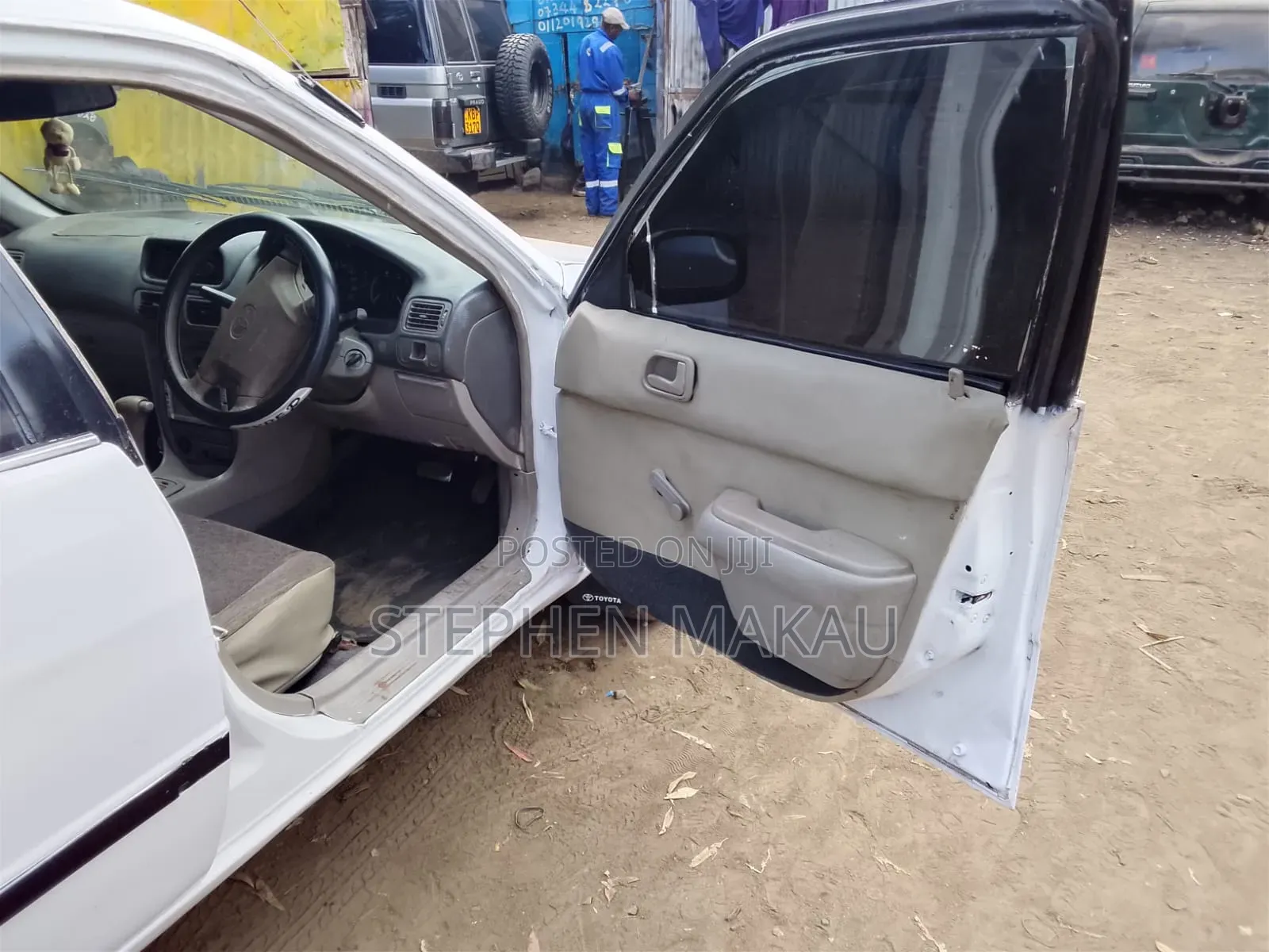 Toyota Corolla 1998 White