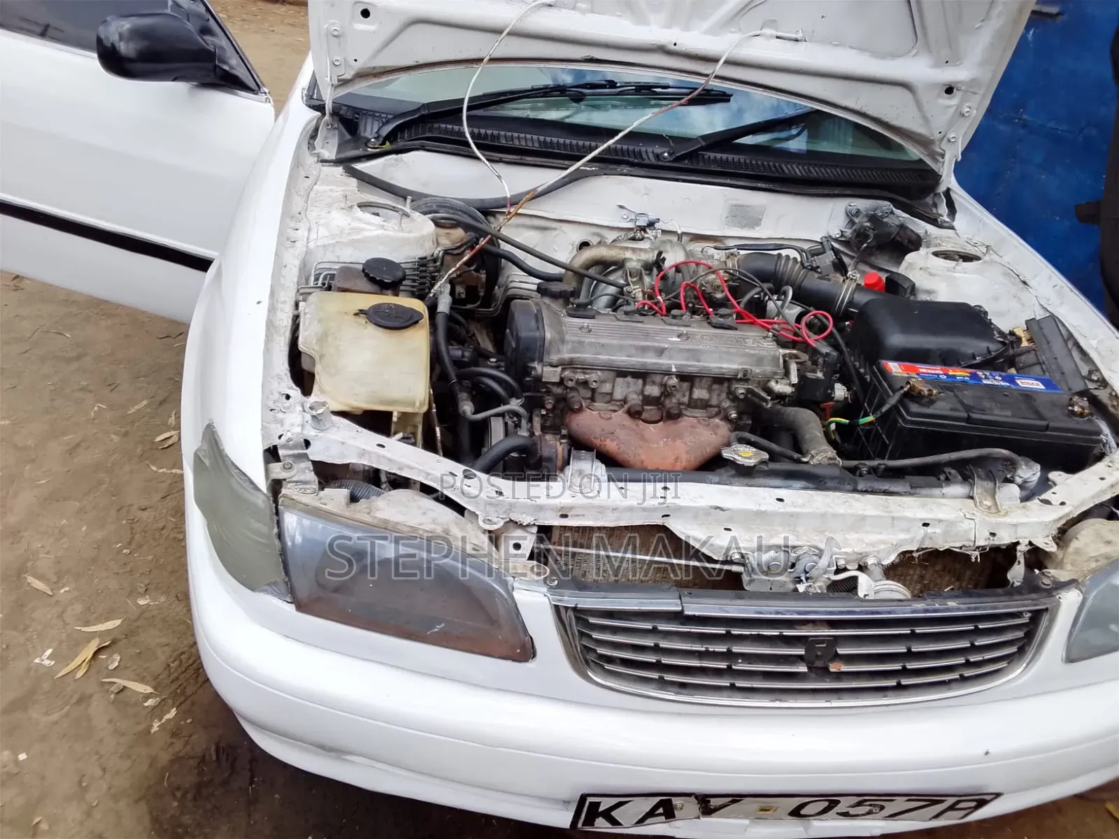 Toyota Corolla 1998 White