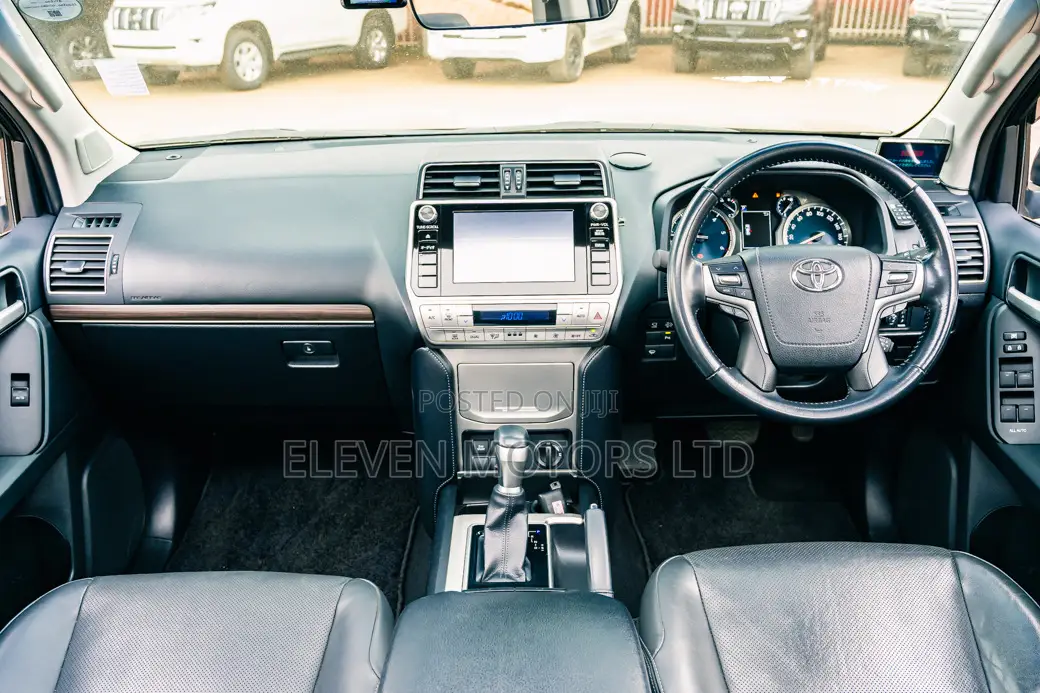 Toyota Land Cruiser Prado 2019 Black
