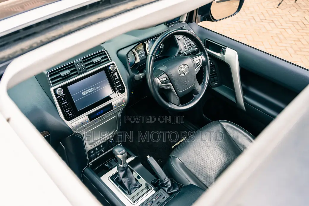Toyota Land Cruiser Prado 2019 Black