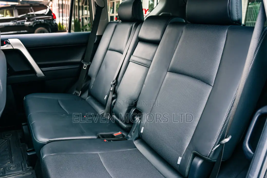 Toyota Land Cruiser Prado 2019 Black