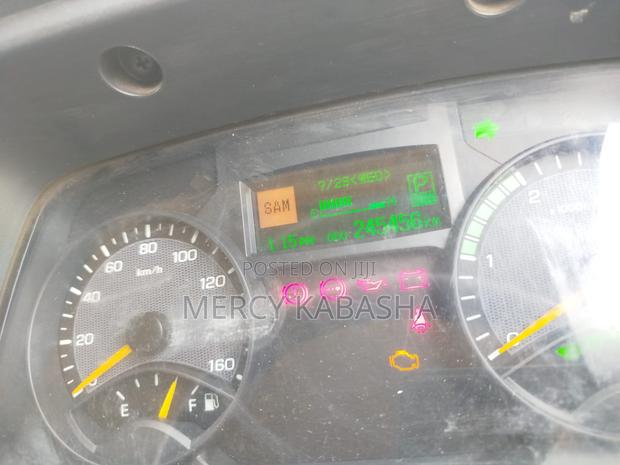Mistubishi Fuso Canter - thumbnail 4