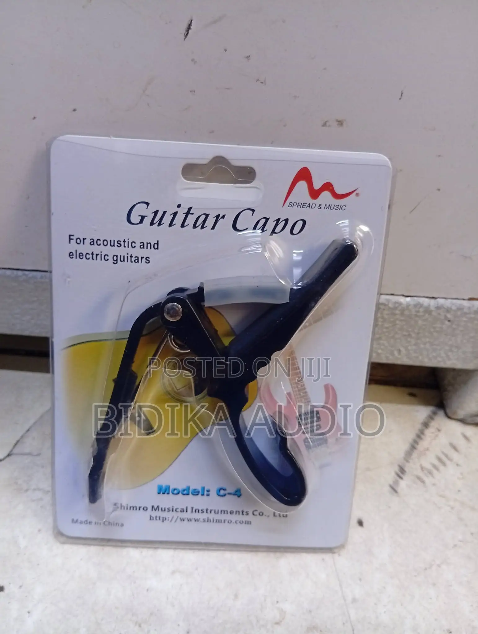 Brand New Acoustic Guitar Capo