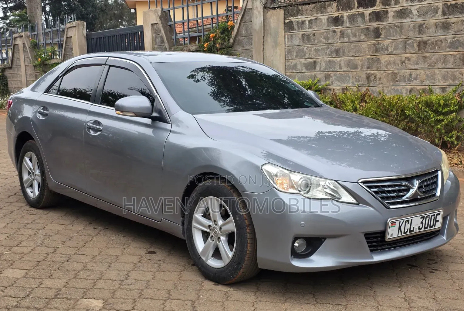 Toyota Mark X 2010 Gray