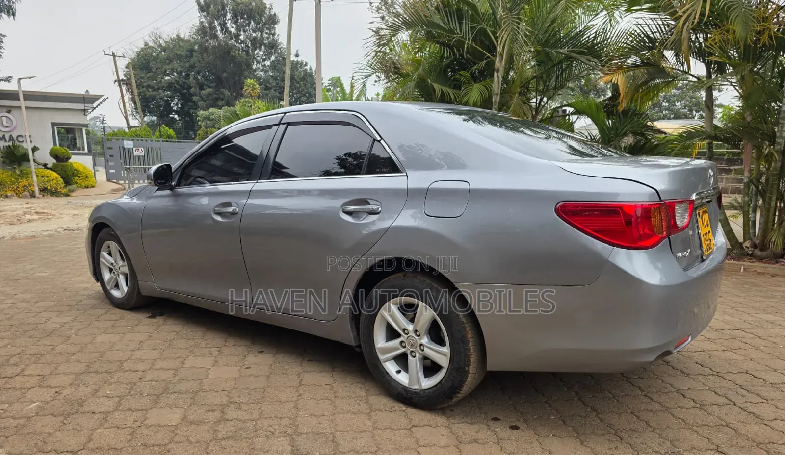 Toyota Mark X 2010 Gray