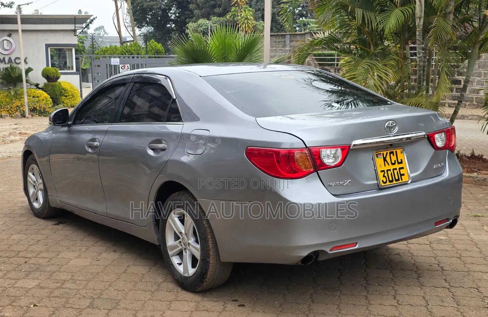 Toyota Mark X 2010 Gray