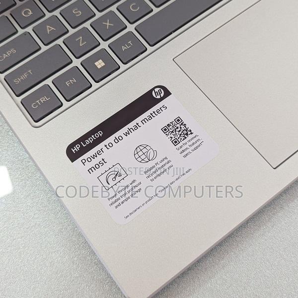 New Laptop HP 15 16GB Intel Core i5 SSD 512GB - thumbnail 2