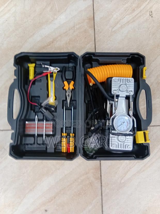 Professional 2-Cylinder Portable Air Compressor - thumbnail 2
