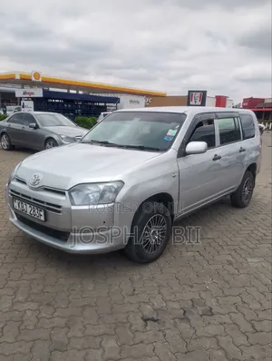 Toyota Succeed SV Premium 2016 Silver