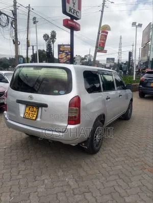 Toyota Succeed SV Premium 2016 Silver