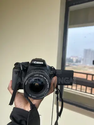 Canon EOS 600D DSLR Camera + 18–55mm Lens (Like New)