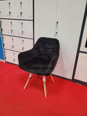Velvet Accent/Eames Chair