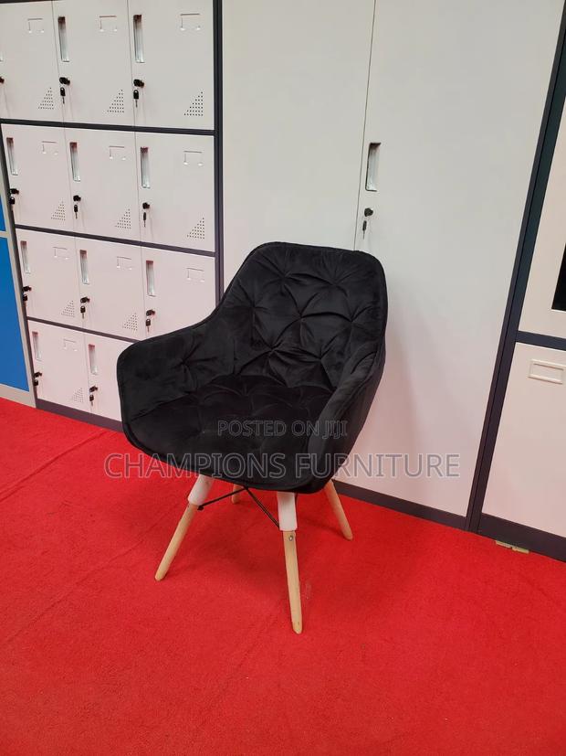 Velvet Accent/Eames Chair - thumbnail 2