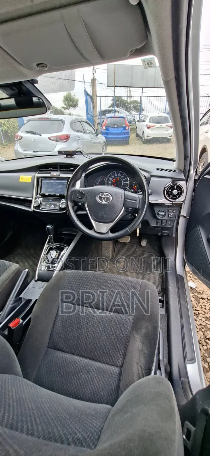 Toyota Axio 1.5 G 4WD 2019 Silver