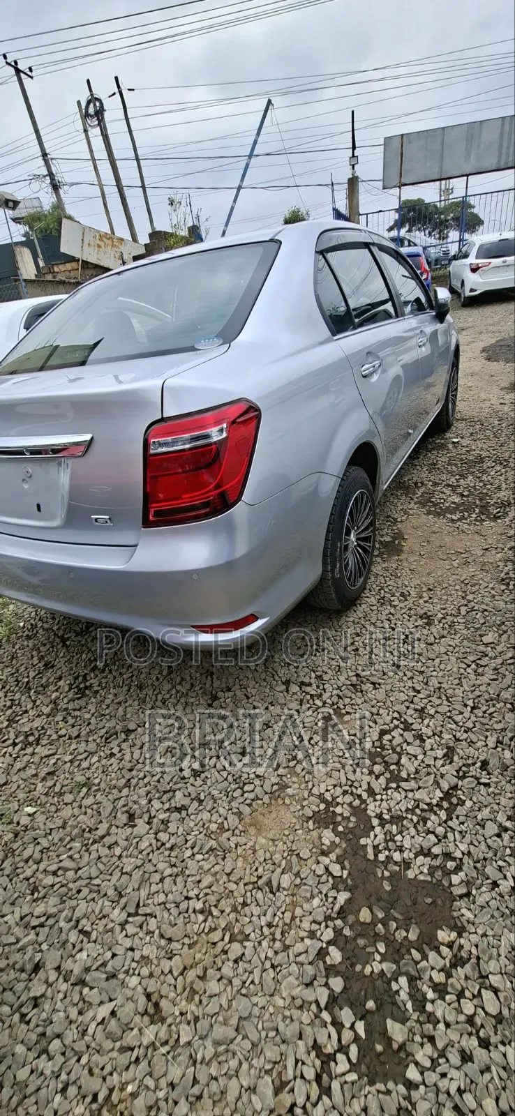 Toyota Axio 1.5 G 4WD 2019 Silver