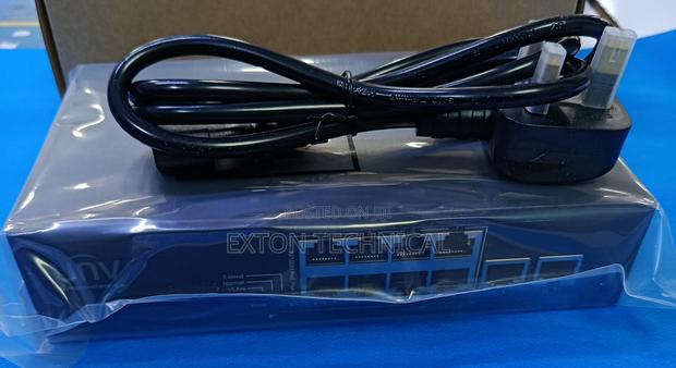 Uniview 8 Port POE Switch - main view