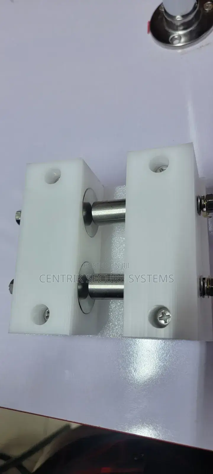 Electric Fence Gate Contact