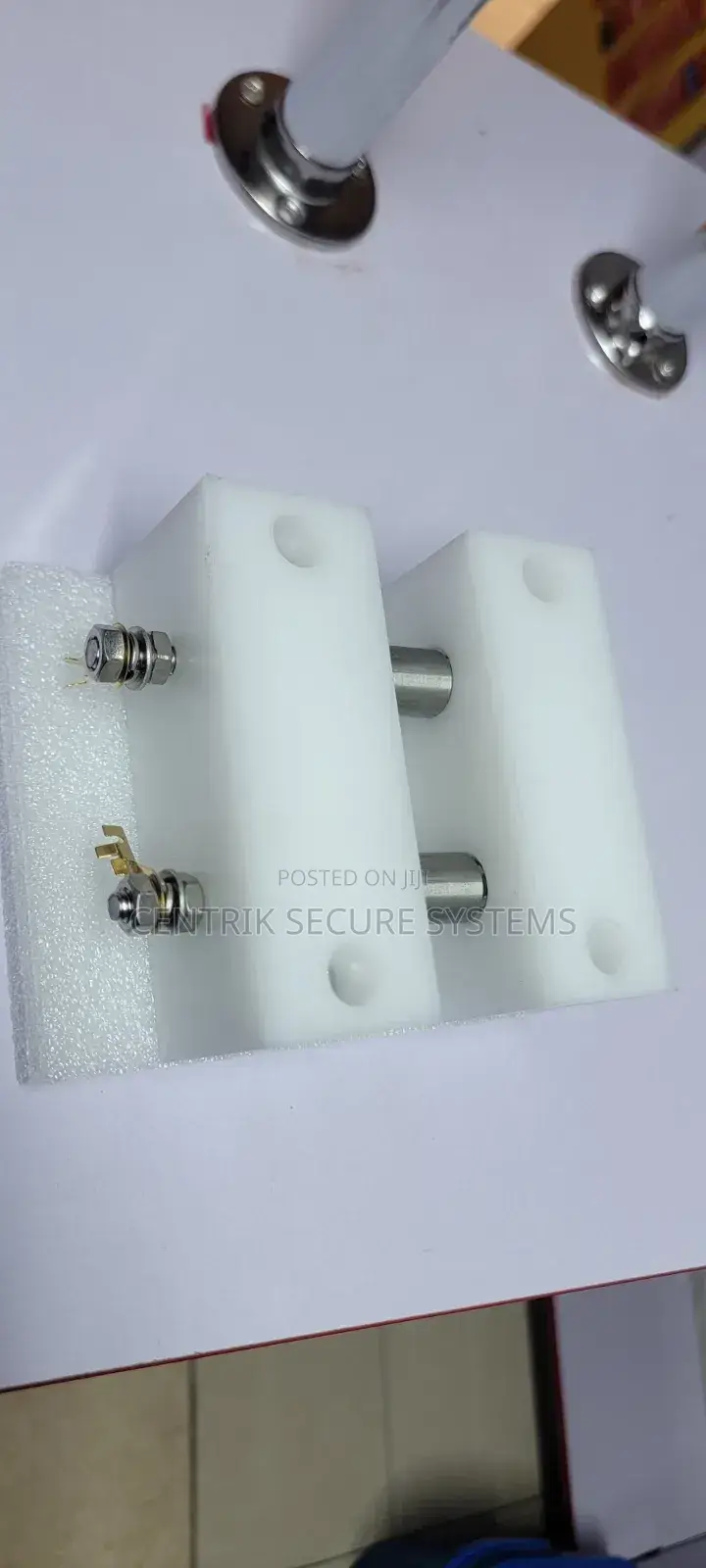 Electric Fence Gate Contact