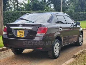 Toyota Axio 2013