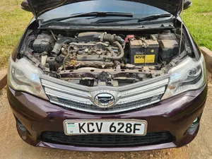 Toyota Axio 2013