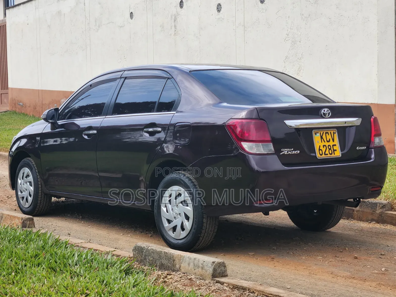 Toyota Axio 2013