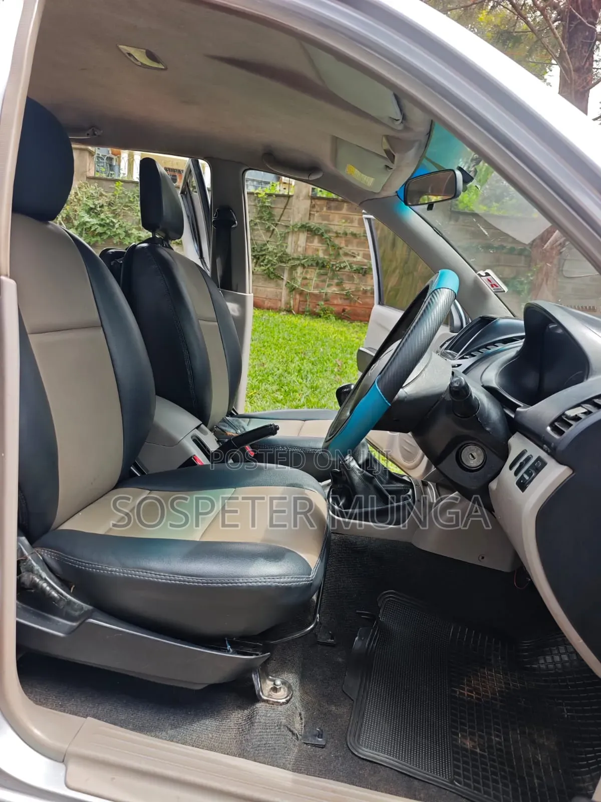 Mitsubishi L200 2012 Silver