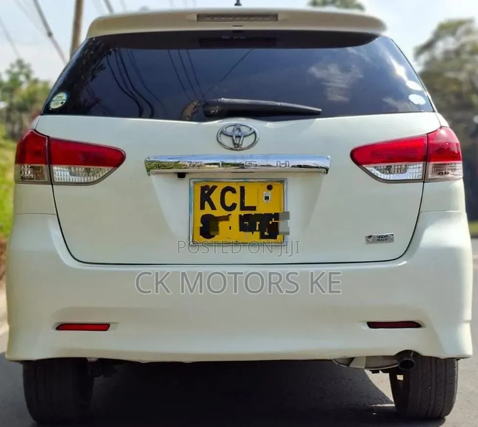 Toyota Wish 2010 White