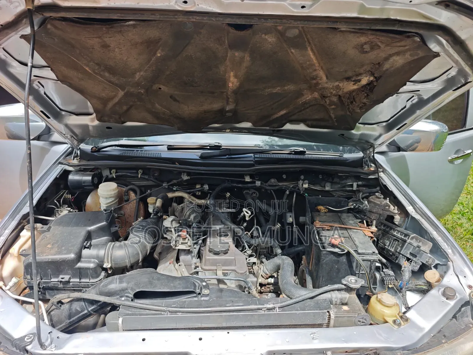 Mitsubishi L200 2012 Silver